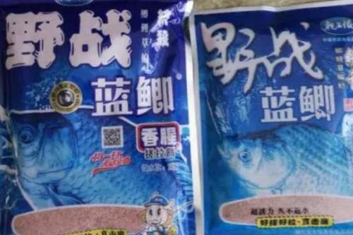 秋季野钓鲫鱼适用饵料，常用饵包括米饭、麦粒及蚯蚓